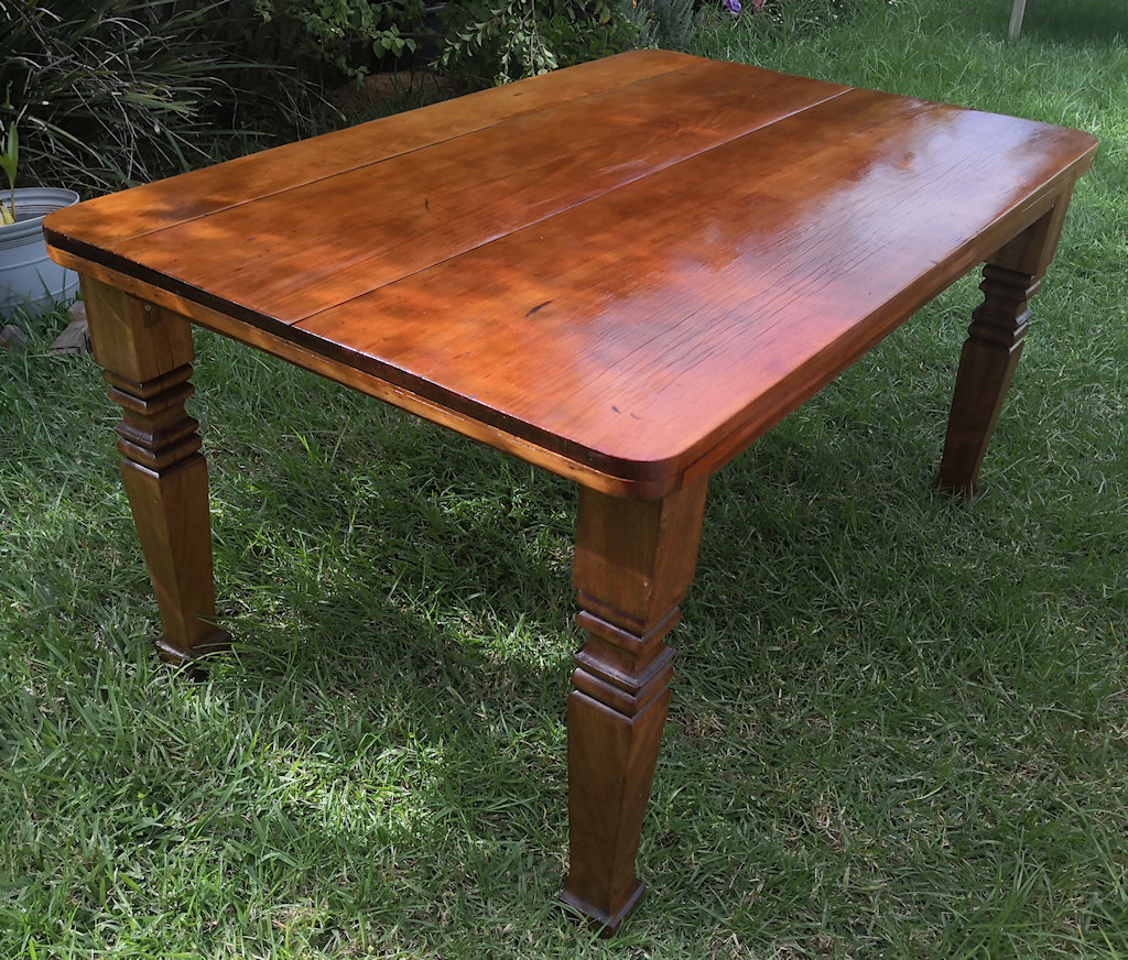Furniture, Table, Tabletop, Coffee Table, Dining Table, Bench, Wood